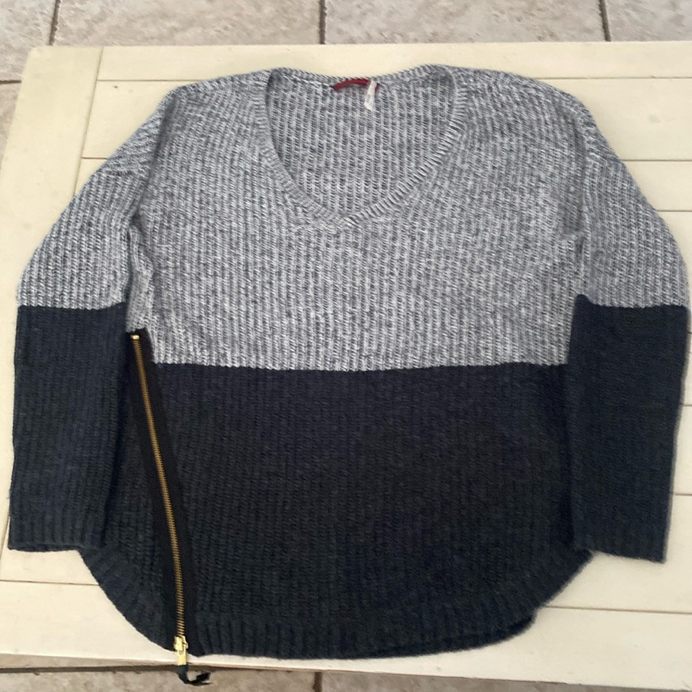 V Neck sweater by Lefton Houston. Size S.